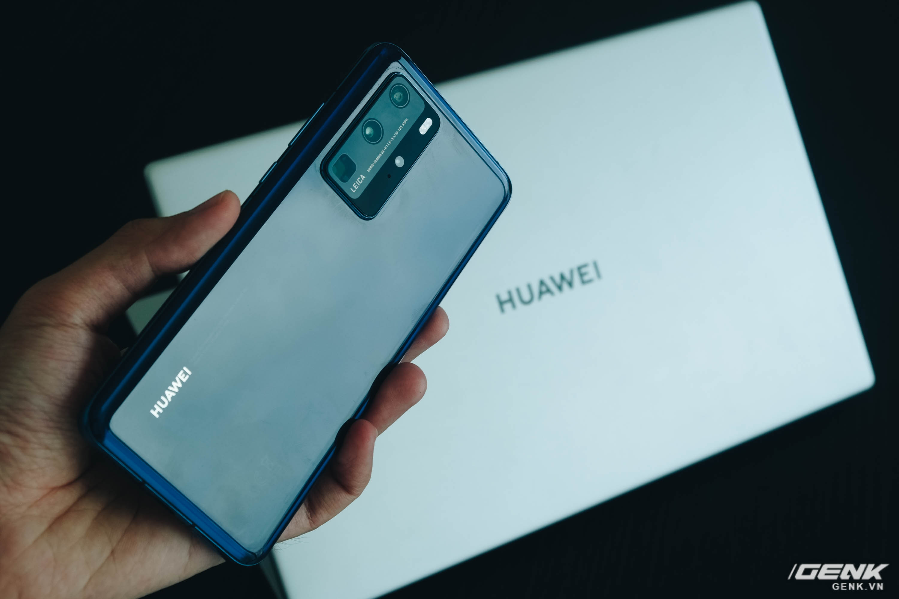 Đánh giá Huawei MateBook 13: Ultrabook tốt nếu người dùng chấp nhận vượt qua rào cản thương hiệu (và thời lượng pin tệ hại) - Ảnh 1. Đánh giá Huawei MateBook 13: Ultrabook tốt nếu người dùng chấp nhận vượt qua rào cản thương hiệu (và thời lượng pin tệ hại) - Ảnh 1.