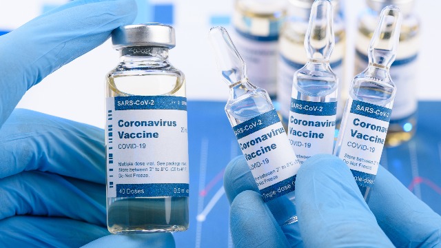 Nga tuyên bố vắc-xin COVID-19 của họ cho hiệu lực cao hơn Mỹ, tới 92% - Ảnh 3.