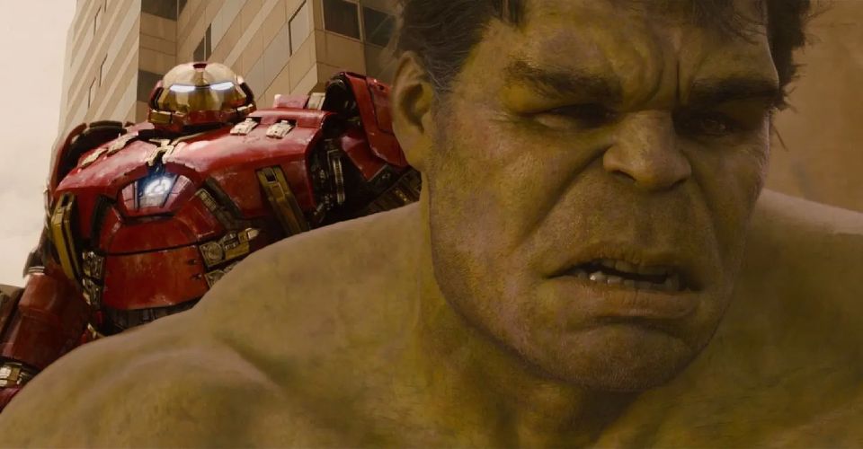 Vì sao Hulk bị Iron Man đánh bại trong Avengers: Age of Ultron, bộ giáp  không phải là tất cả