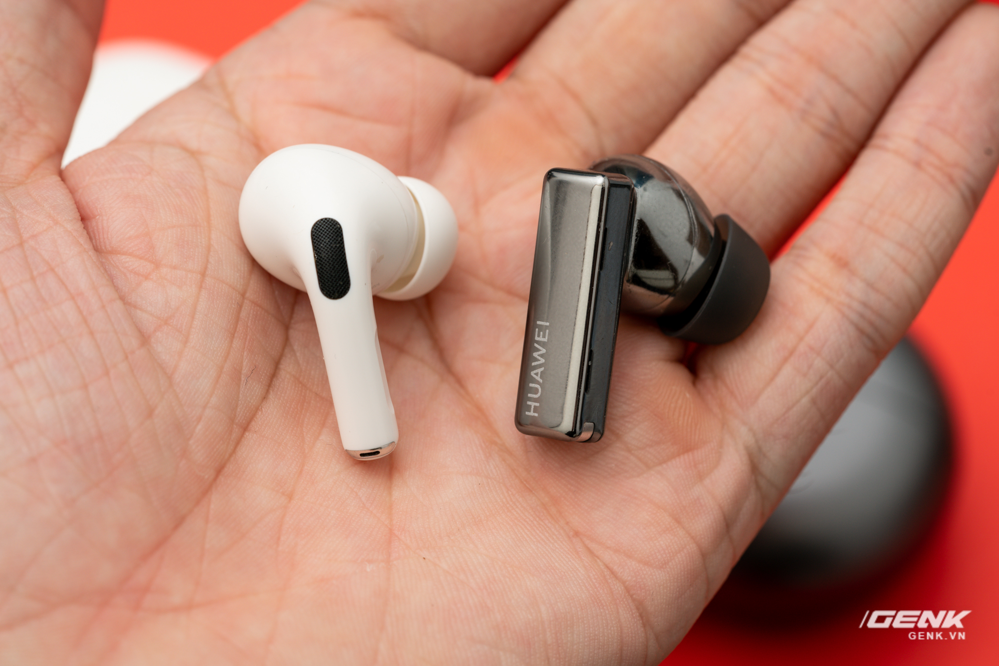 So sánh Huawei FreeBuds Pro, Apple AirPods Pro và Samsung Galaxy Buds Live: Mỗi người một vẻ - Ảnh 12. So sánh Huawei FreeBuds Pro, Apple AirPods Pro và Samsung Galaxy Buds Live: Mỗi người một vẻ - Ảnh 12.
