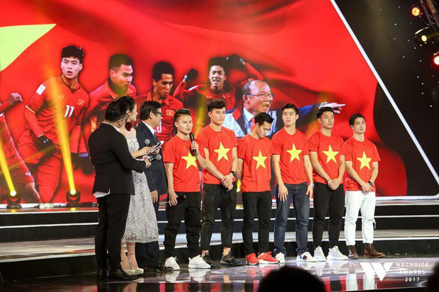 Hành trình 7 năm của WeChoice Awards: Dấu ấn diệu kỳ của tình yêu, tình người và những niềm tự hào mang tên Việt Nam - Ảnh 42.