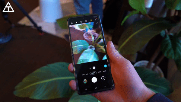 Video trải nghiệm camera Galaxy Z Flip - một cách chụp hình hoàn toàn mới - Ảnh 3.
