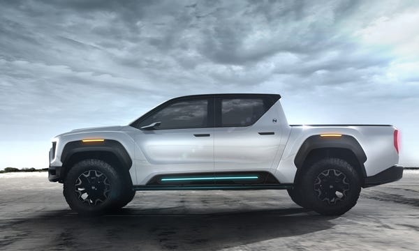 Xe bán tải điện đối thủ của Tesla Cybertruck lộ diện: trâu hơn, thiết kế nội thất như xe tương lai - Ảnh 3.