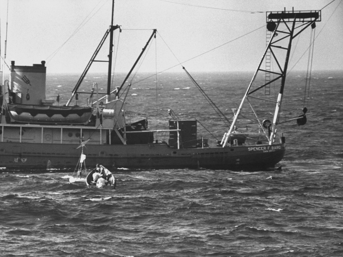 Những chiếc hố khoan sâu nhất thế giới, cùng cuộc đua vào sâu trong lòng đất giữa các quốc gia - Ảnh 3. Những chiếc hố khoan sâu nhất thế giới, cùng cuộc đua vào sâu trong lòng đất giữa các quốc gia - Ảnh 3.