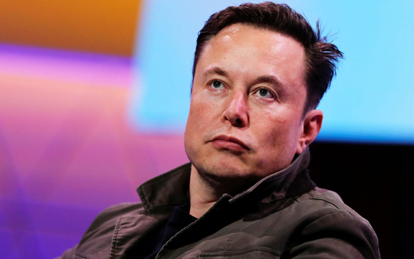 Muốn biết làm việc với Elon Musk khủng khiếp thế nào hãy nhìn nhân viên SpaceX: 1 giờ sáng họp khẩn toàn công ty chỉ để trả lời câu hỏi của sếp Vì sao các anh chị không làm việc 24/7 - Ảnh 1.