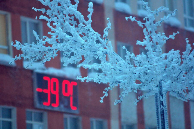 Cuộc sống khắc nghiệt ở Norilsk, nơi tách biệt với thế giới: Không chỉ có khí hậu lạnh giá mà còn là nơi ô nhiễm nhất hành tinh - Ảnh 2.