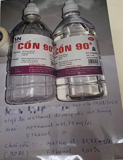 Bác sĩ khuyến cáo: Loại cồn khử trùng rất nhiều người dân đang dùng vô cùng nguy hiểm - Ảnh 1.
