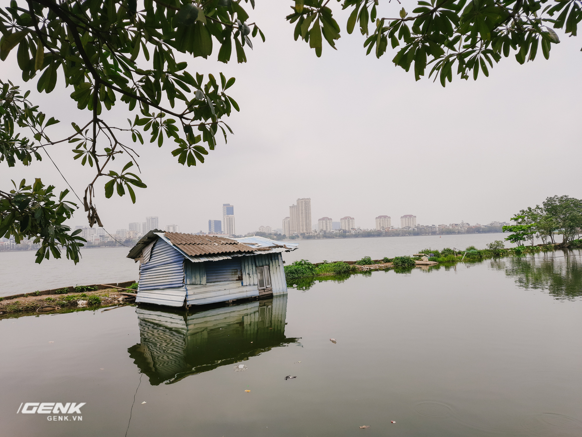 Đ&aacute;nh gi&aacute; Samsung Galaxy M31: Đập tiền v&agrave;o pin! - Ảnh 6.