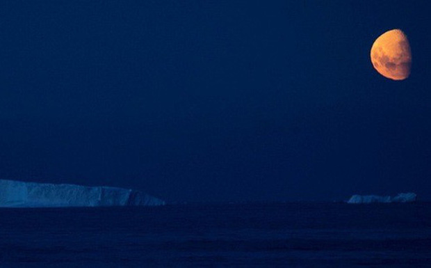 Các tảng băng gần Vịnh Faurnier, Nam cực (ảnh: Reuters)