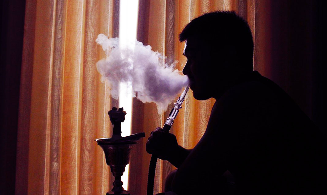Bất kể hình thức: Hút thuốc lá điếu, thuốc lá điện tử hay shisha đều phá hủy mạch máu và gây ung thư phổi - Ảnh 2. Bất kể hình thức: Hút thuốc lá điếu, thuốc lá điện tử hay shisha đều phá hủy mạch máu và gây ung thư phổi - Ảnh 2.