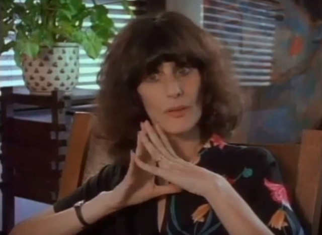 Susan Curtiss, một sinh viên tốt nghiệp ngành ngôn ngữ học từ UCLA đã đặt cho cô bé cái tên là