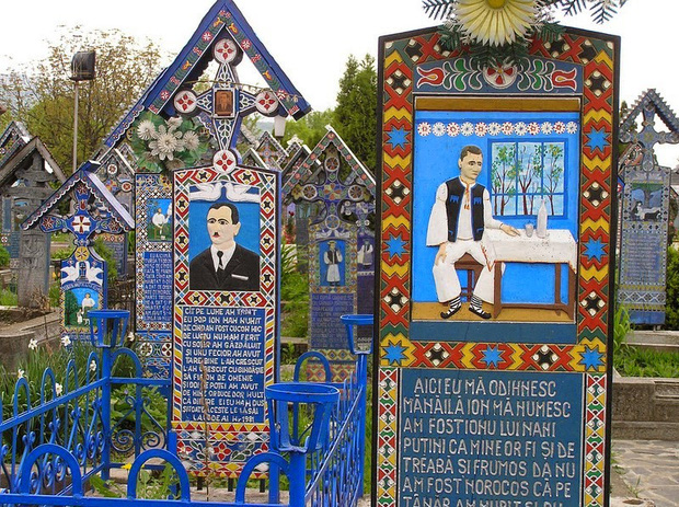 Ngôi làng Rumani có truyền thống khắc thơ tục tĩu và cợt nhả lên bia mộ người đã khuất - Ảnh 6.