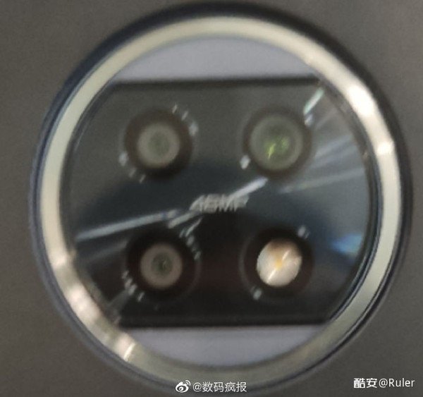 Redmi Note 10 lộ ảnh thực tế: Màn hình nốt ruồi, 4 camera 48MP, ra mắt trong tháng 10 - Ảnh 2.