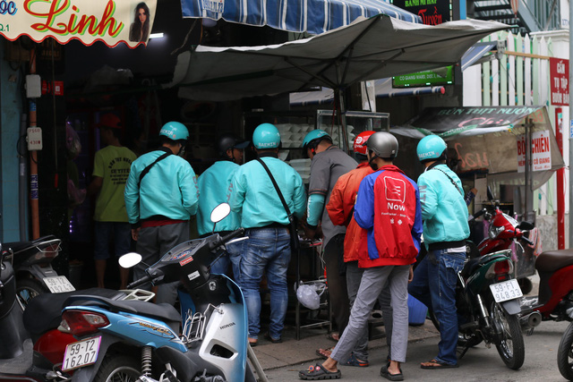  Cậy nhiều tiền, liệu Baemin có thể xô đổ GrabFood, Now, GoFood để giành chiến thắng ở thị trường giao đồ ăn Việt Nam? - Ảnh 4.