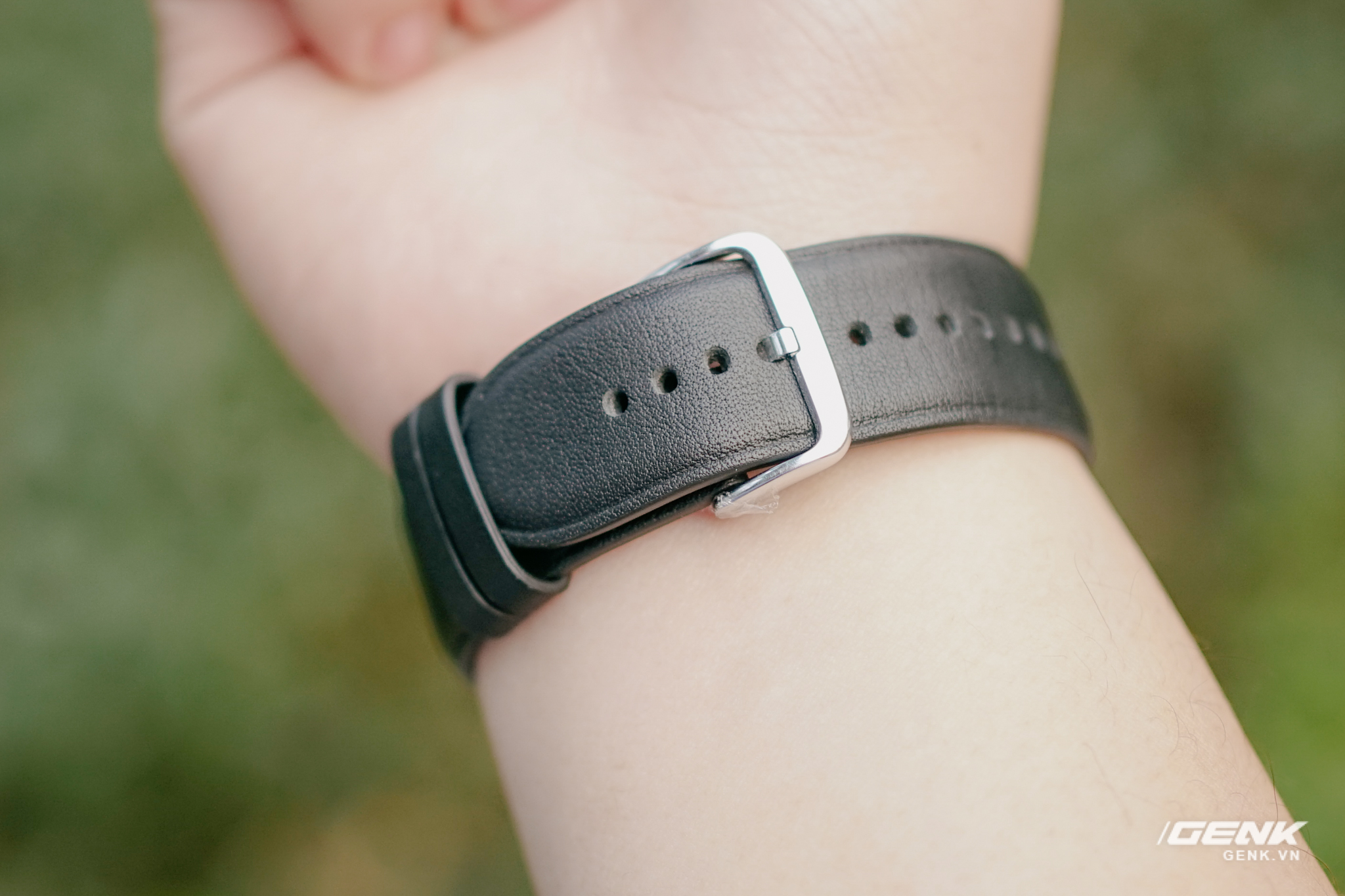 Trên tay Amazfit GTR 2 phiên bản quốc tế: Thiết kế ổn, nhiều tính năng theo dõi sức khoẻ, có tiếng Việt đầy đủ, pin 14 ngày, giá từ 3.89 triệu đồng - Ảnh 2. Trên tay Amazfit GTR 2 phiên bản quốc tế: Thiết kế ổn, nhiều tính năng theo dõi sức khoẻ, có tiếng Việt đầy đủ, pin 14 ngày, giá từ 3.89 triệu đồng - Ảnh 2.