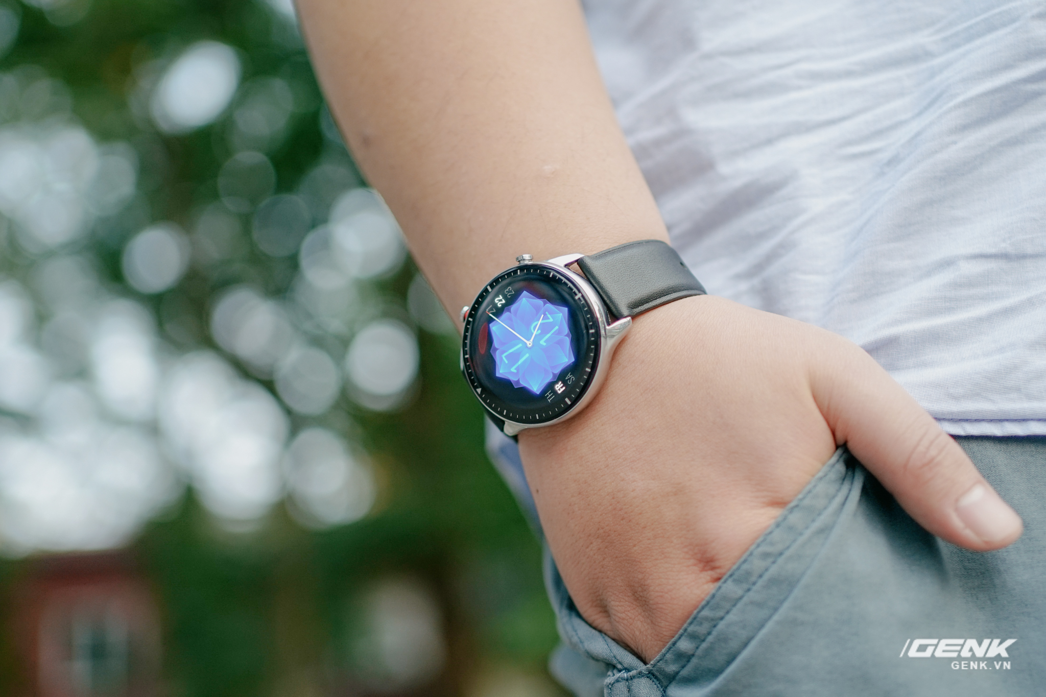 Trên tay Amazfit GTR 2 phiên bản quốc tế: Thiết kế ổn, nhiều tính năng theo dõi sức khoẻ, có tiếng Việt đầy đủ, pin 14 ngày, giá từ 3.89 triệu đồng - Ảnh 11. Trên tay Amazfit GTR 2 phiên bản quốc tế: Thiết kế ổn, nhiều tính năng theo dõi sức khoẻ, có tiếng Việt đầy đủ, pin 14 ngày, giá từ 3.89 triệu đồng - Ảnh 11.