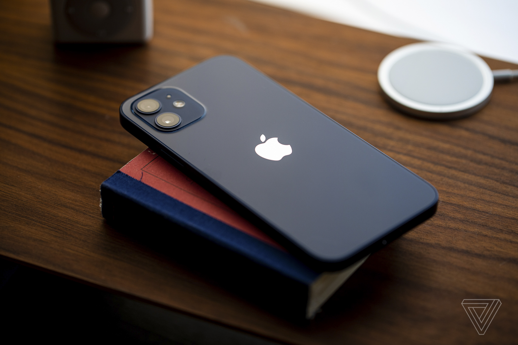 Q1 năm 2021: Lần đầu Apple thu được hơn 100 tỷ USD trong một quý - Ảnh 1. Q1 năm 2021: Lần đầu Apple thu được hơn 100 tỷ USD trong một quý - Ảnh 1.