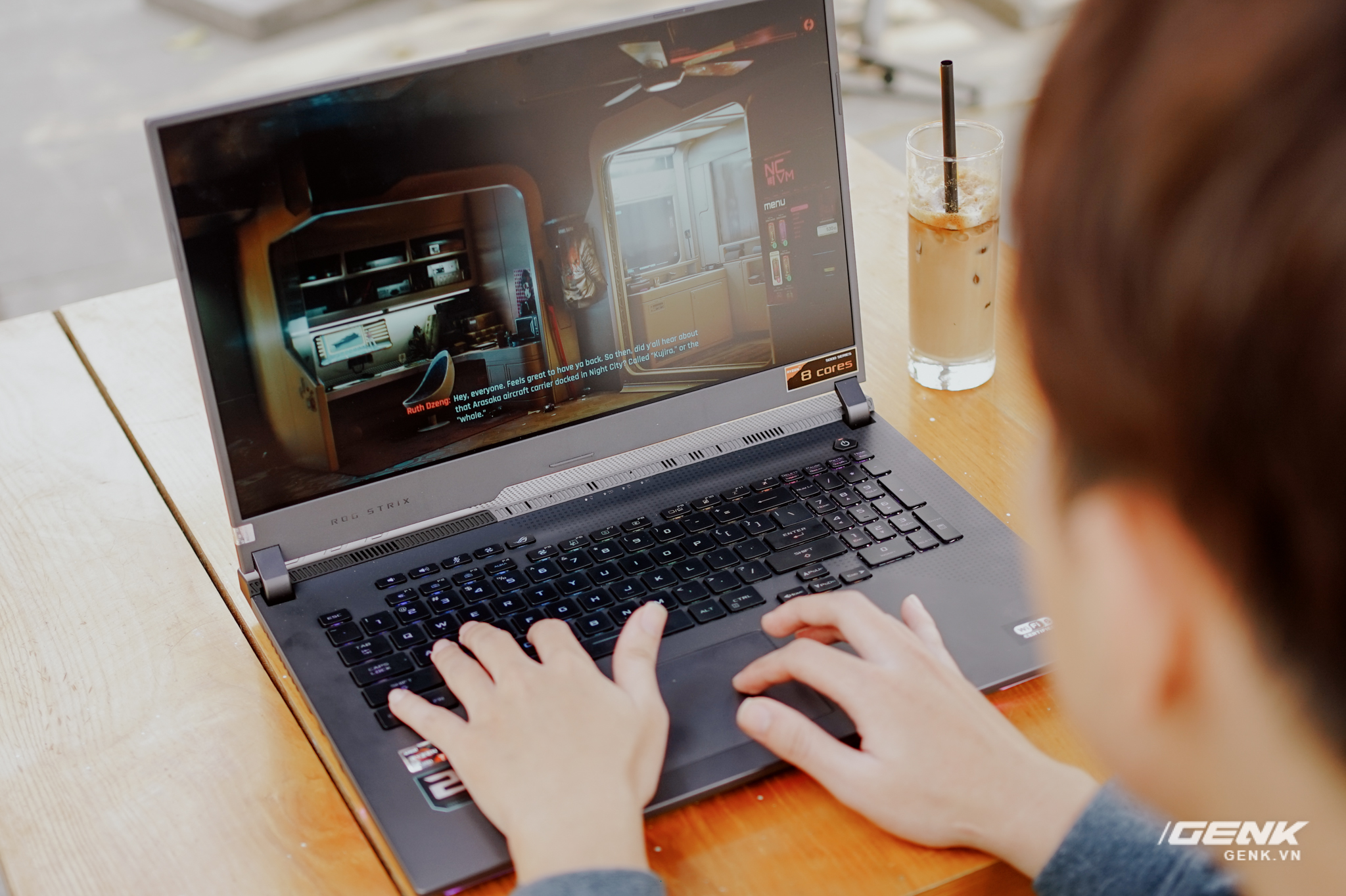 Trải nghiệm laptop gaming trang bị VGA mạnh nhất nhì thế giới: Bỏ ra 50 triệu có đủ để cân hết game khủng hay không? - Ảnh 2. Trải nghiệm laptop gaming trang bị VGA mạnh nhất nhì thế giới: Bỏ ra 50 triệu có đủ để cân hết game khủng hay không? - Ảnh 2.