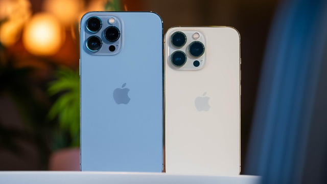 Chuyện chưa từng có: Khách mua iPhone 13 ở Việt Nam buộc phải khui hộp và kích hoạt ngay ở cửa hàng? - Ảnh 2.