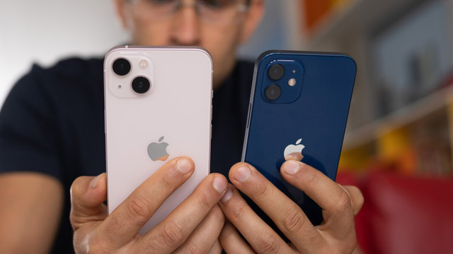 Hệ thống bán lẻ đã bắt đầu nhận đặt trước iPhone 13 tại Việt Nam: Mỗi nơi một giá, hàng chỉ đáp ứng được 10% nhu cầu - Ảnh 2.