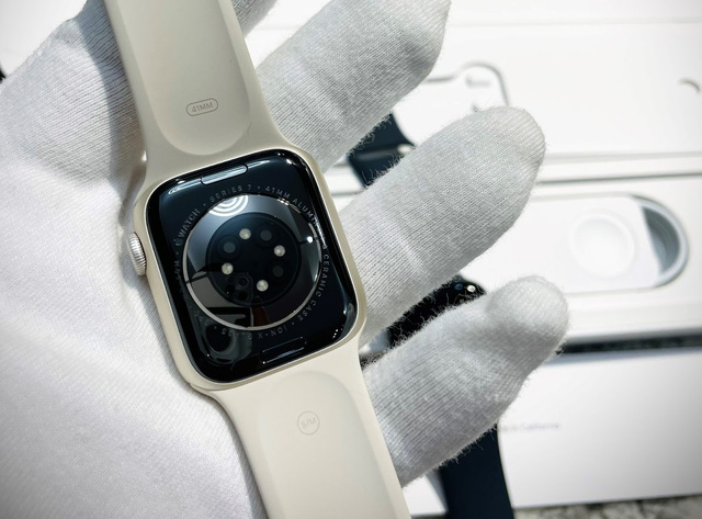  Mở hộp Apple Watch Series 7 tại Việt Nam: Không khác Series 6 nhiều, giá đến gần 20 triệu đồng - Ảnh 6.