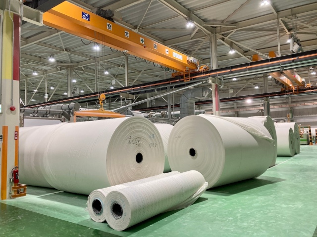 Bên trong nhà máy giấy vệ sinh Nhật Bản: Hoàn toàn tự động, tái chế đủ loại nguyên liệu, không cần tách kim loại đính kèm - Ảnh 10.