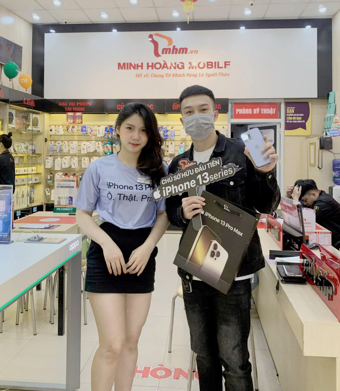Minh Hoang Mobile launched the 3000 iPhone 13 campaign at an attractive price - Photo 4.