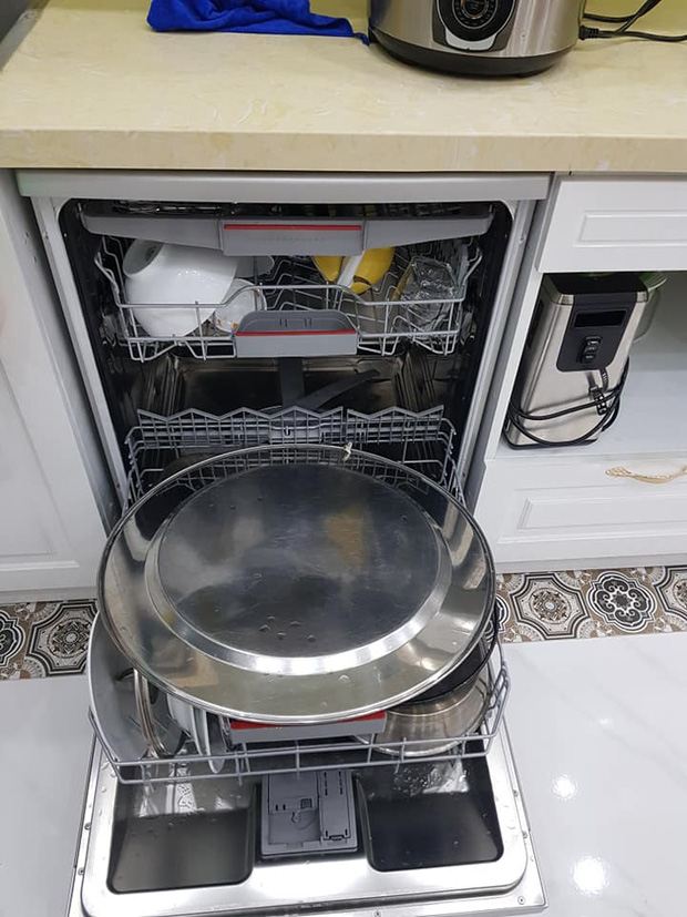 Điểm danh các ứng dụng hay ho của máy rửa bát, giá như biết sớm là nhàn hơn bao nhiêu rồi! - Ảnh 1. Điểm danh các ứng dụng hay ho của máy rửa bát, giá như biết sớm là nhàn hơn bao nhiêu rồi! - Ảnh 1.