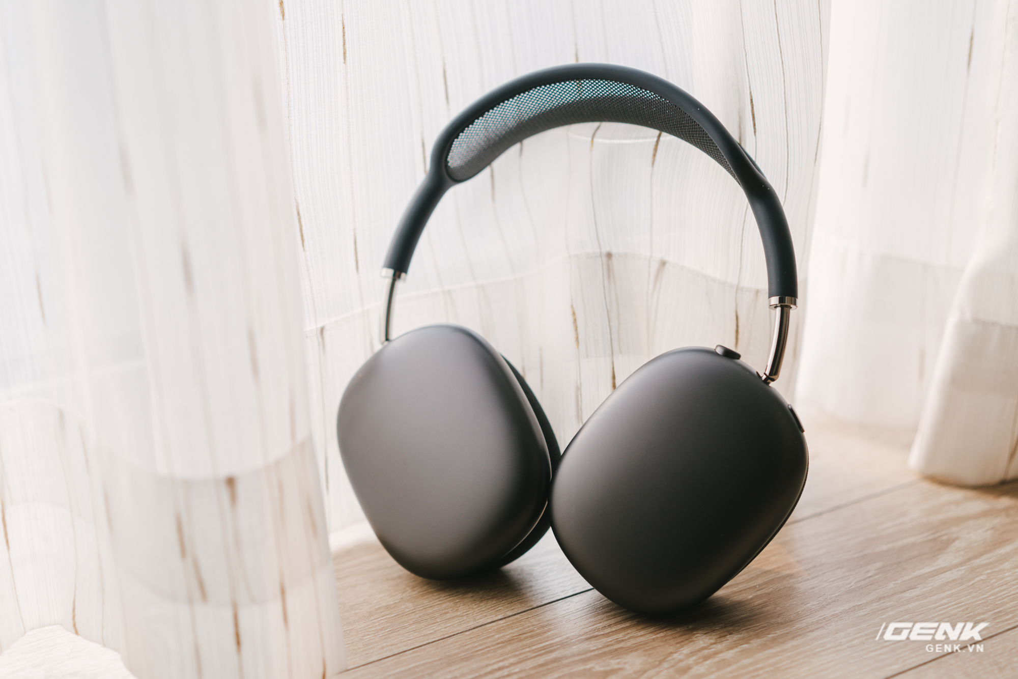 Đánh giá Apple AirPods Max: Hay đấy nhưng khó tìm chân ái, kể cả với những iFan hàng đầu - Ảnh 14. Đánh giá Apple AirPods Max: Hay đấy nhưng khó tìm chân ái, kể cả với những iFan hàng đầu - Ảnh 14.