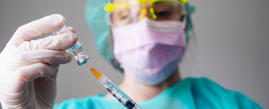 Tiêm 2 loại vắc xin COVID-19 khác nhau trên cùng một người, hiệu quả bảo vệ liệu có tăng gấp đôi? - Ảnh 1. Tiêm 2 loại vắc xin COVID-19 khác nhau trên cùng một người, hiệu quả bảo vệ liệu có tăng gấp đôi? - Ảnh 1.