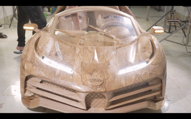  Độc nhất vô nhị: Bố trẻ dành 40 ngày làm siêu xe Bugatti Centodieci bằng gỗ tặng con trai - Ảnh 4.