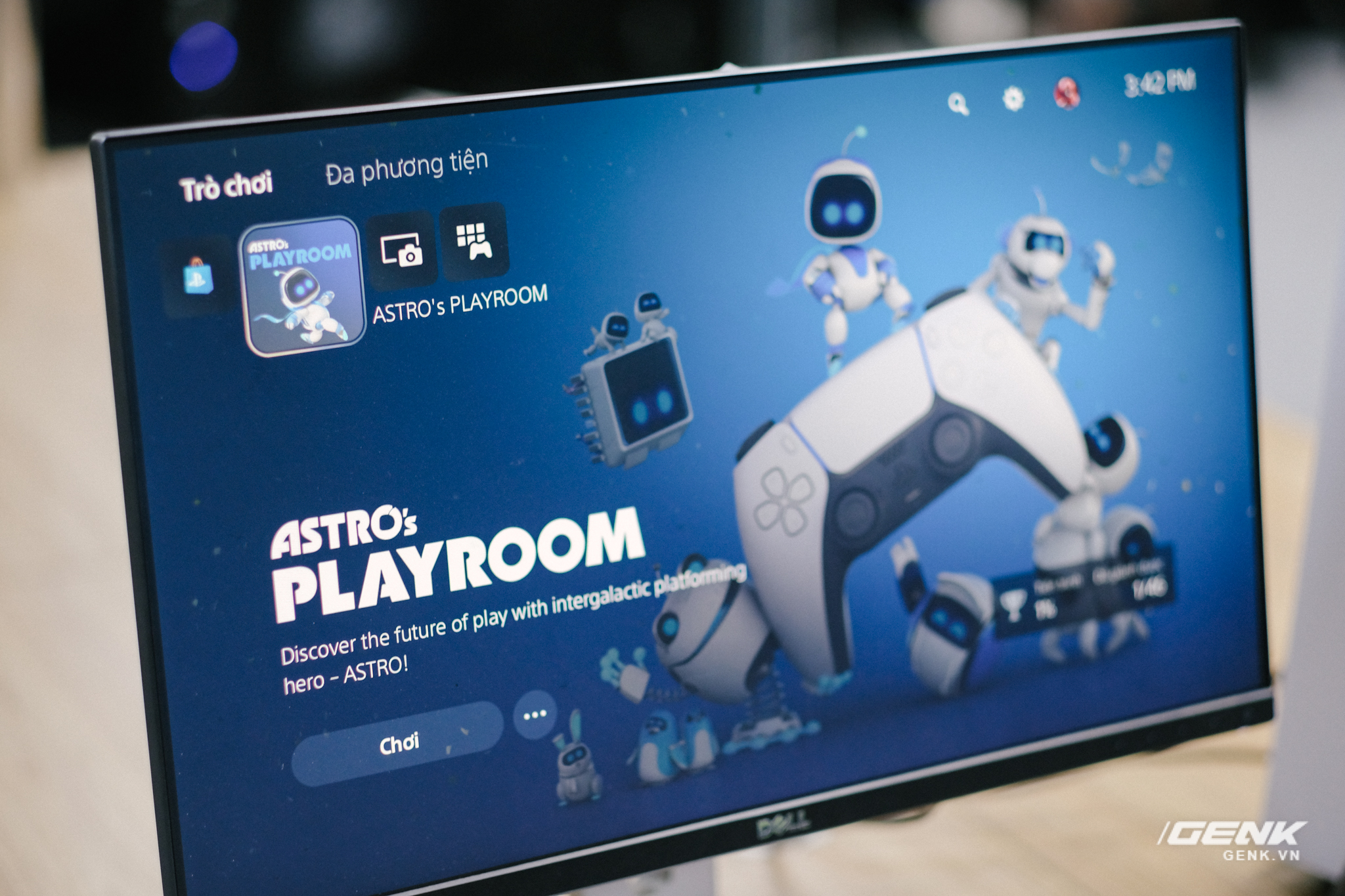 Mở hộp Playstation 5 chính hãng bán tại VN: Cấu hình mạnh, tay cầm xịn, mỗi tội phải mua bia kèm lạc - Ảnh 12. Mở hộp Playstation 5 chính hãng bán tại VN: Cấu hình mạnh, tay cầm xịn, mỗi tội phải mua bia kèm lạc - Ảnh 12.