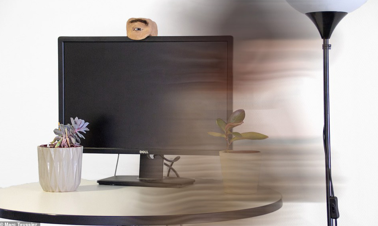Nhìn chiếc webcam như thể mắt người này, bạn sẽ không khỏi giật mình thon thót mỗi khi nó liếc nhìn bạn - Ảnh 8. Nhìn chiếc webcam như thể mắt người này, bạn sẽ không khỏi giật mình thon thót mỗi khi nó liếc nhìn bạn - Ảnh 8.