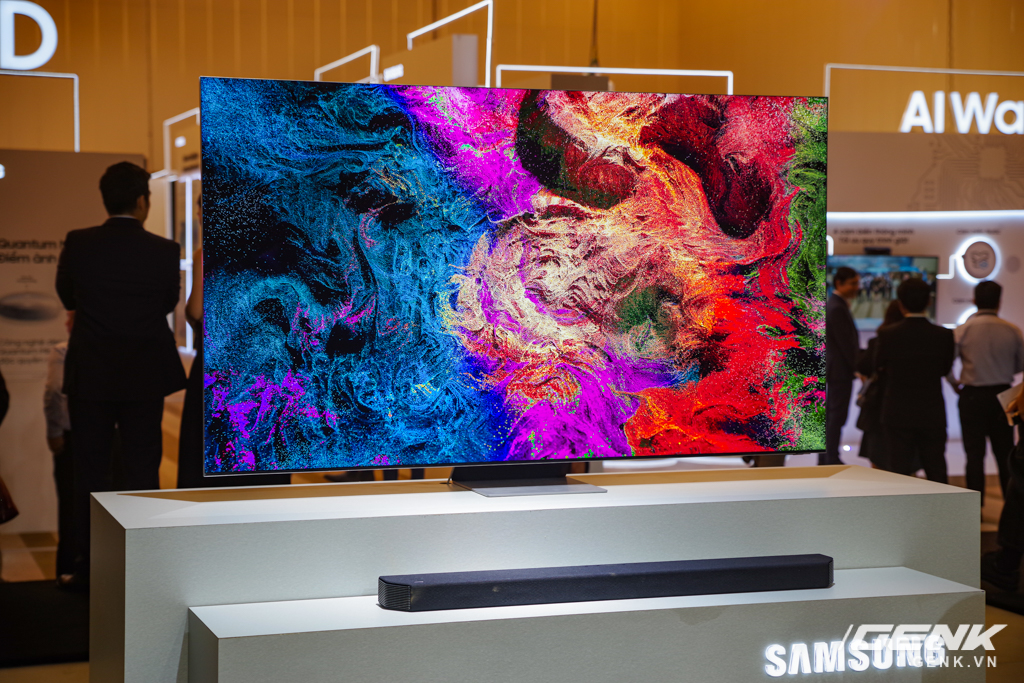 Samsung Việt Nam ra mắt loạt sản phẩm công nghệ cao cấp, trong đó có cả TV MICRO LED giá lên đến 3,5 tỉ đồng - Ảnh 3. Samsung Việt Nam ra mắt loạt sản phẩm công nghệ cao cấp, trong đó có cả TV MICRO LED giá lên đến 3,5 tỉ đồng - Ảnh 3.