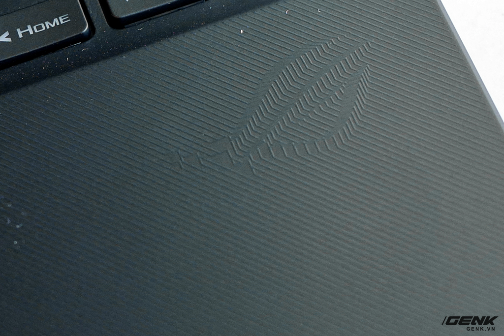 3 ngày dùng thử ASUS ROG Flow X13: Laptop chơi game giờ nhỏ gọn quá, không quen! - Ảnh 10. 3 ngày dùng thử ASUS ROG Flow X13: Laptop chơi game giờ nhỏ gọn quá, không quen! - Ảnh 10.