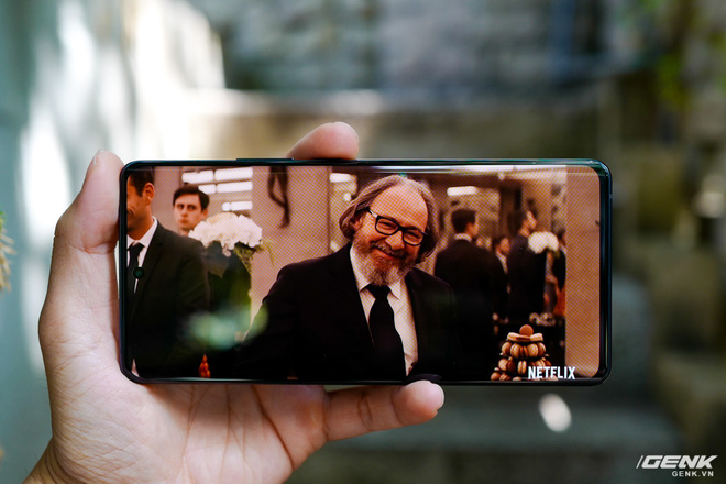 Vivo X60 Pro chính thức ra mắt tại Việt Nam: Ống kính kết hợp Zeiss, chạy chip Snapdragon 870, hỗ trợ 5G giá 20 triệu đồng - Ảnh 15. Vivo X60 Pro chính thức ra mắt tại Việt Nam: Ống kính kết hợp Zeiss, chạy chip Snapdragon 870, hỗ trợ 5G giá 20 triệu đồng - Ảnh 15.
