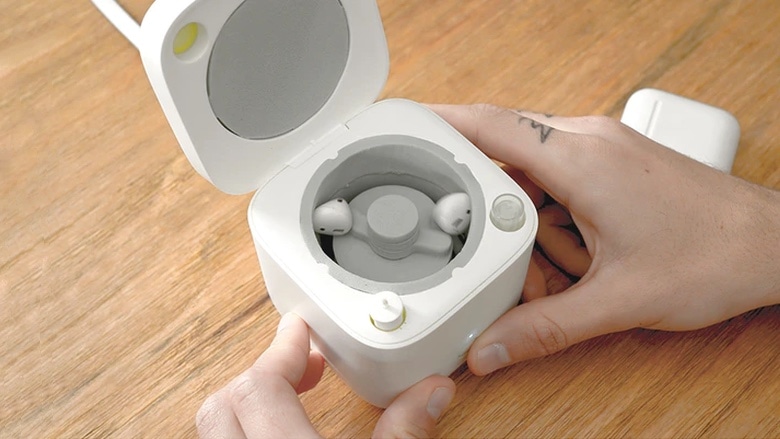 Máy giặt AirPods - Thiết bị dễ thương giúp chiếc tai nghe không còn là nỗi ám ảnh - Ảnh 2. Máy giặt AirPods - Thiết bị dễ thương giúp chiếc tai nghe không còn là nỗi ám ảnh - Ảnh 2.