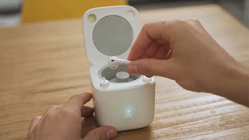 Máy giặt AirPods - Thiết bị dễ thương giúp chiếc tai nghe không còn là nỗi ám ảnh - Ảnh 1. Máy giặt AirPods - Thiết bị dễ thương giúp chiếc tai nghe không còn là nỗi ám ảnh - Ảnh 1.