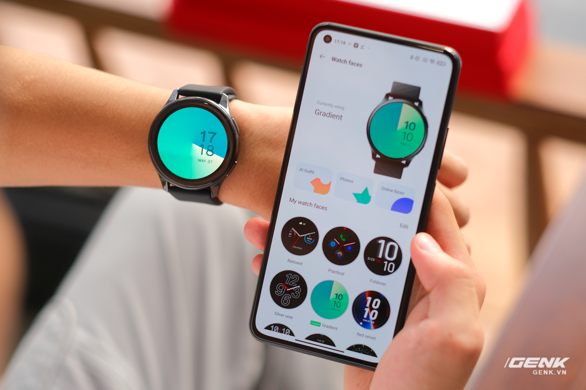 Trên tay và trải nghiệm nhanh OnePlus Watch: Thiết kế phổ thông, không dành cho người dùng nữ, có đo SpO2, pin 2 tuần, giá 4.2 triệu - Ảnh 9. Trên tay và trải nghiệm nhanh OnePlus Watch: Thiết kế phổ thông, không dành cho người dùng nữ, có đo SpO2, pin 2 tuần, giá 4.2 triệu - Ảnh 9.