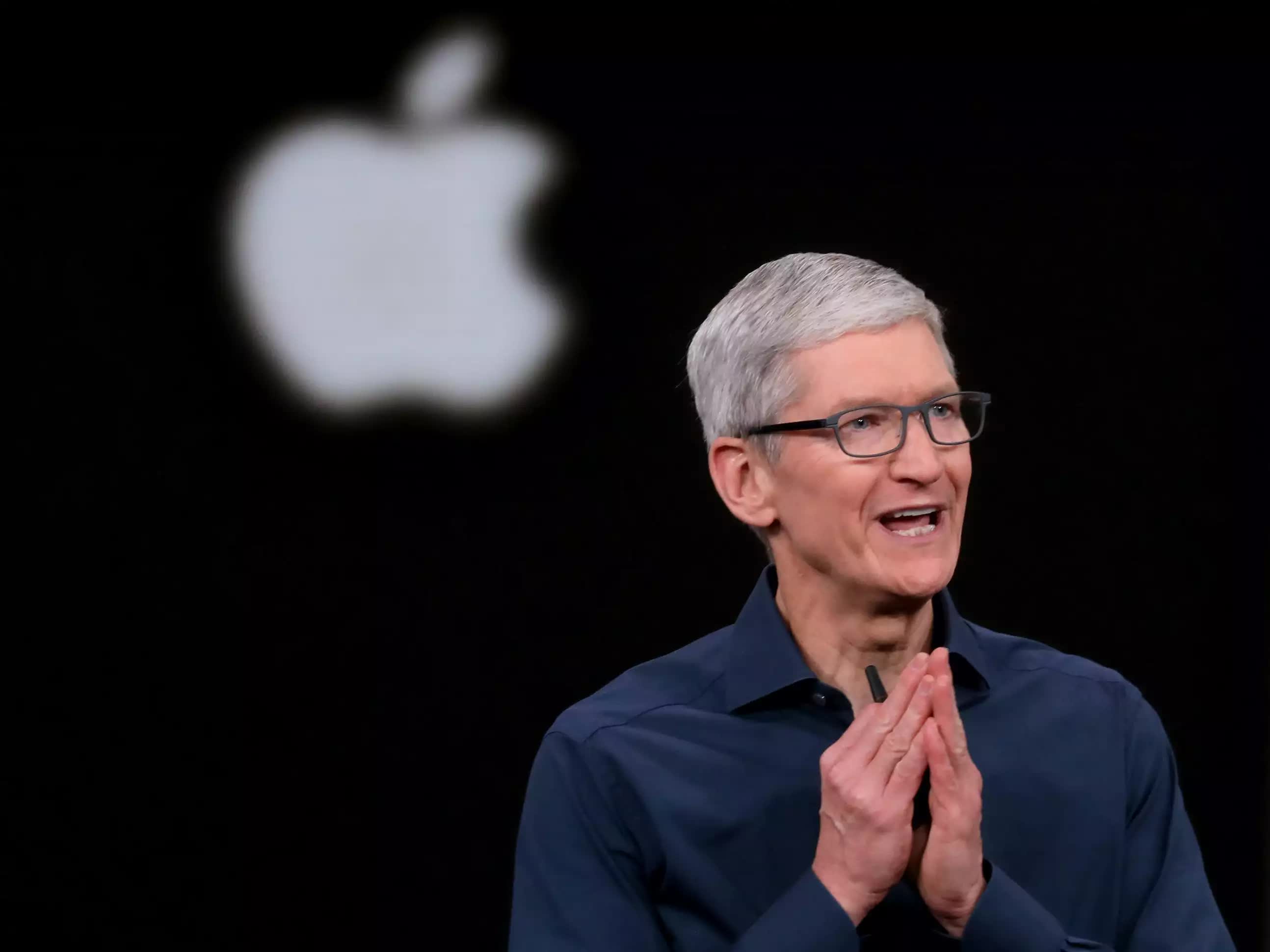 Tim Cook chỉ xếp hạng 171/500 CEO được trả lương cao nhất trong năm 2020, nhưng chưa bằng Elon Musk xếp hạng chót - Ảnh 1. Tim Cook chỉ xếp hạng 171/500 CEO được trả lương cao nhất trong năm 2020, nhưng chưa bằng Elon Musk xếp hạng chót - Ảnh 1.