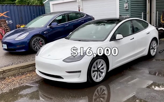  YouTuber sửa một chiếc Tesla mất 700 USD trong khi nhà sản xuất chém đẹp 16.000 USD - Ảnh 1.