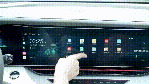 Trải nghiệm buồng lái ô tô tích hợp Hongmeng OS của Huawei: Tài xế có thể vứt bỏ điện thoại cá nhân! - Ảnh 3. Trải nghiệm buồng lái ô tô tích hợp Hongmeng OS của Huawei: Tài xế có thể vứt bỏ điện thoại cá nhân! - Ảnh 3.