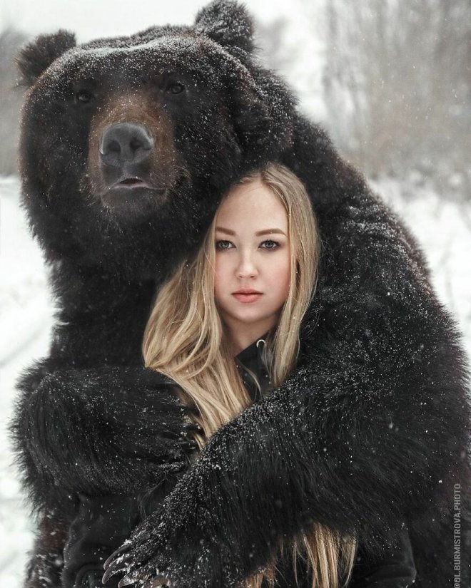 Cứu gấu con khỏi rạp xiếc, cô gái Nga tìm thấy bạn thân trọn đời - Ảnh 9.