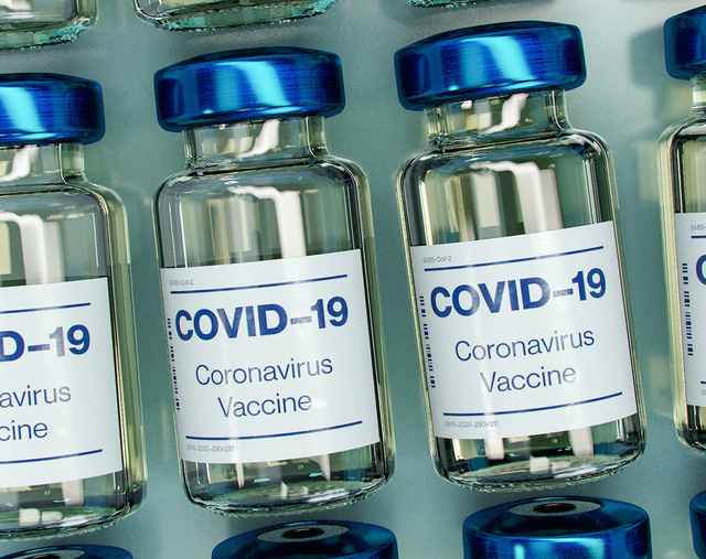 Thu lời hàng chục tỷ USD nhưng Pfizer, Moderna lại phớt lờ nhà khoa học tạo nên thành công cho vaccine Covid-19 - Ảnh 3.