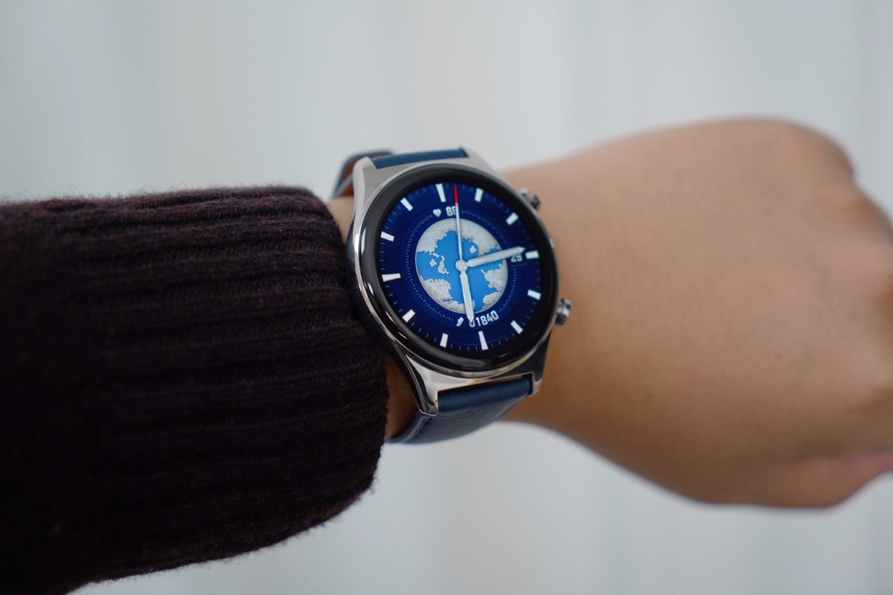 Honor Watch GS 3 launched: Stainless steel bezel, built-in GPS, 14-day battery, priced at only 4.6 million - Photo 4.