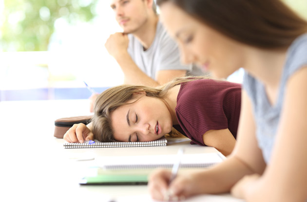 student-sleeping-in-class.jpg