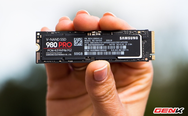 PC có trang bị SSD đã nhanh rồi, nhưng bạn còn có thể tăng tốc cho nó nhanh hơn với những thủ thuật này - Ảnh 1.