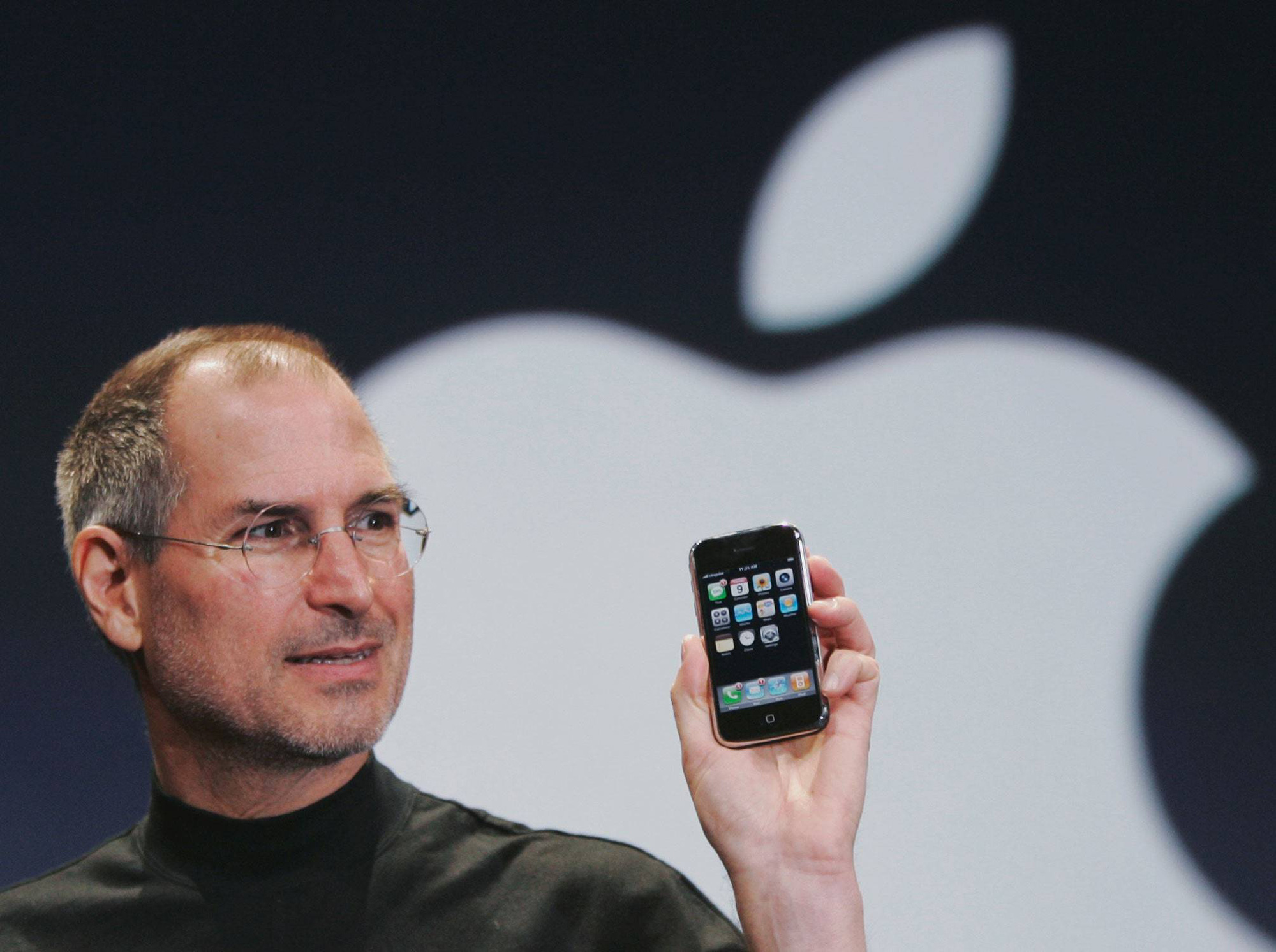 Chỉ bằng vài chữ ngắn ngủi, Steve Jobs giải thích quyết định quan trọng nhất của Apple - Ảnh 1.
