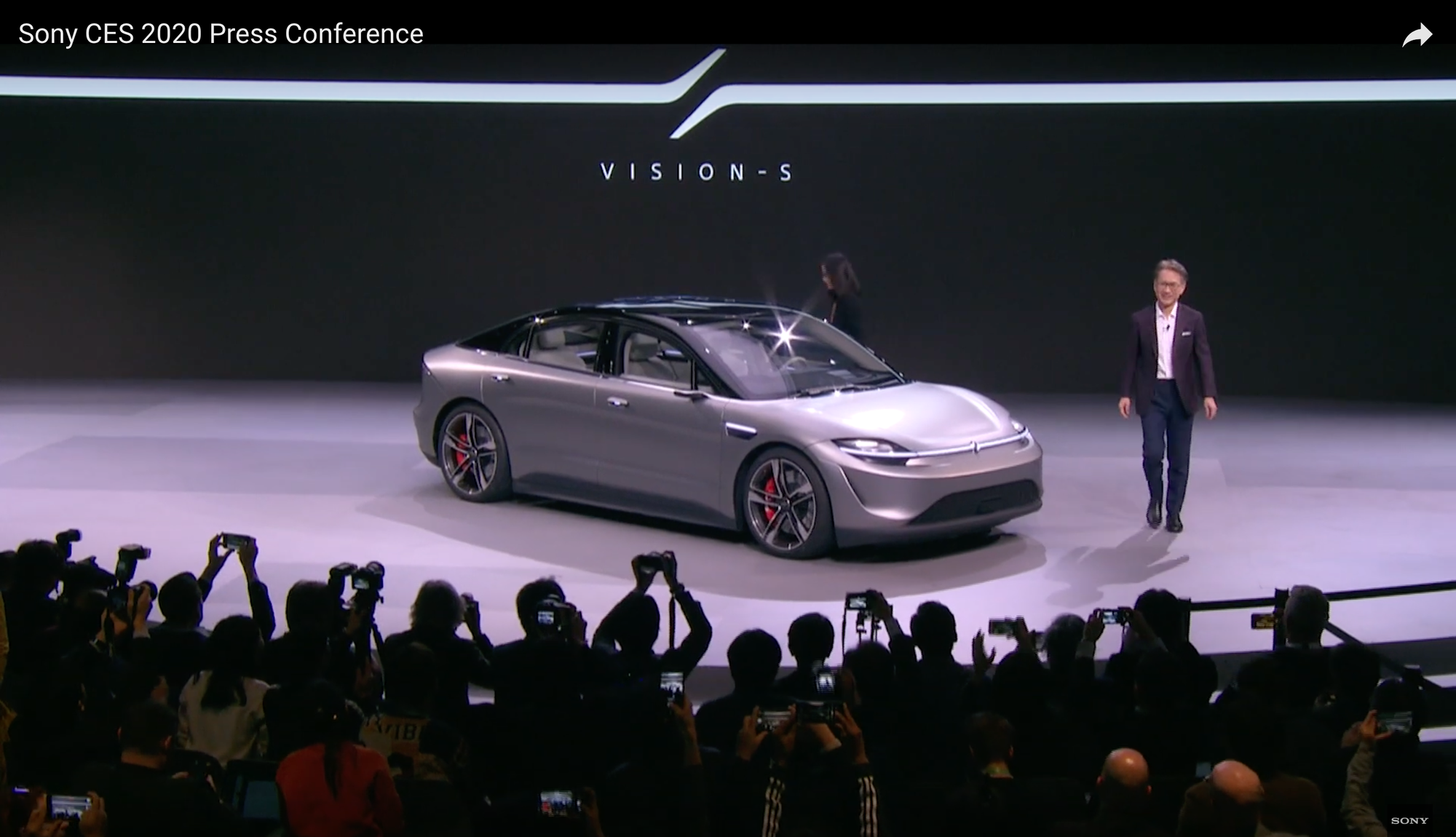 [CES 2022]  Sony switched to producing electric cars with a subsidiary called Sony Mobility, introducing the first Vision-S prototype - Photo 4.