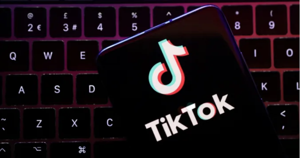 TikTok được cho là ưu ái hơn trong việc kiểm duyệt nội dung đối với các tài khoản có nhiều follow - Ảnh 1.